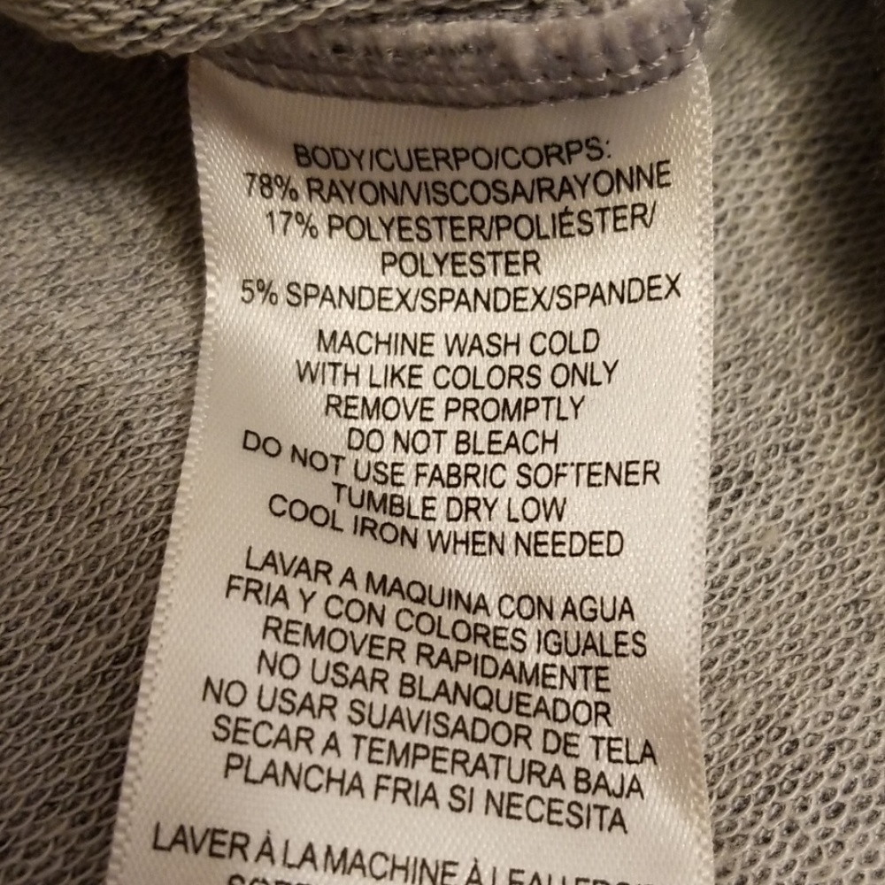 Calvin Klein Performance Stretch Active Tee E239 - image 7